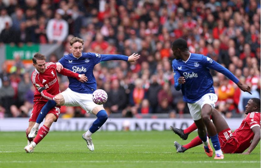 Το «Χιλ Ντίκινσον» καλωσορίζει το ντέρμπι του Μέρσεϊσαϊντ, με τις Έβερτον και Λίβερπουλ να νιώθουν… déjà vu από το 2021!