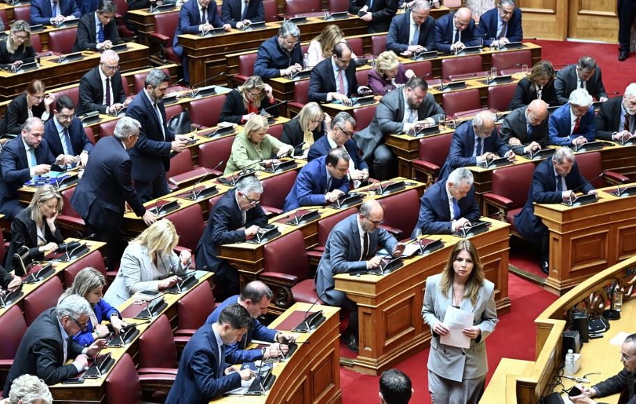 Αίρεται η ασυλία των 13 του ΟΠΕΚΕΠΕ