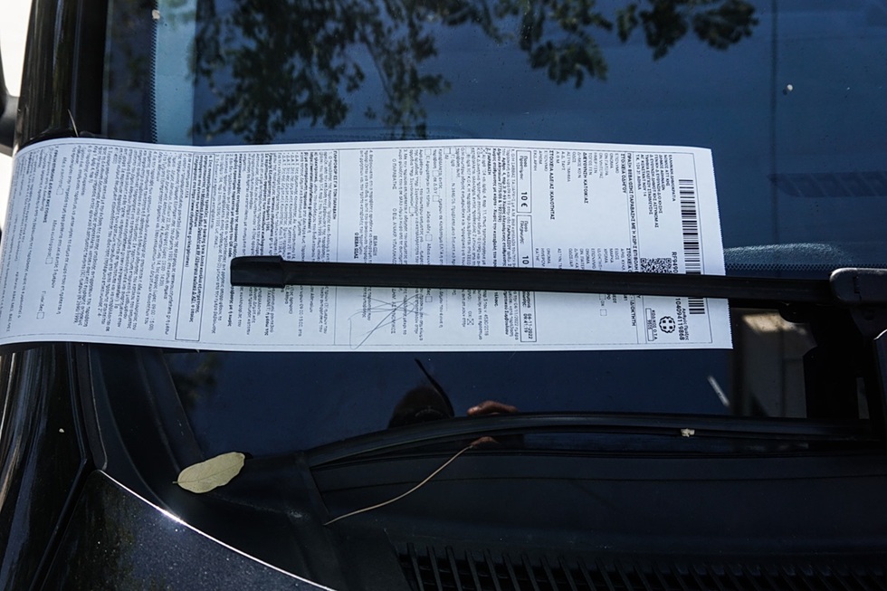 Ποια παράβαση «μετράει» ανά τρίωρο; Ποιοι οδηγοί κινδυνεύουν