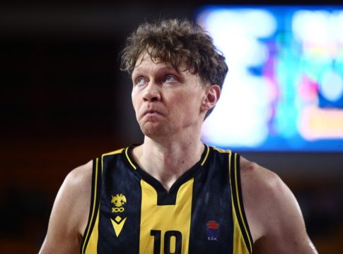 Κουζμίνσκας: «Θα παλέψουμε μέχρι τέλους – Ευχαριστώ τους οπαδούς» (pic)