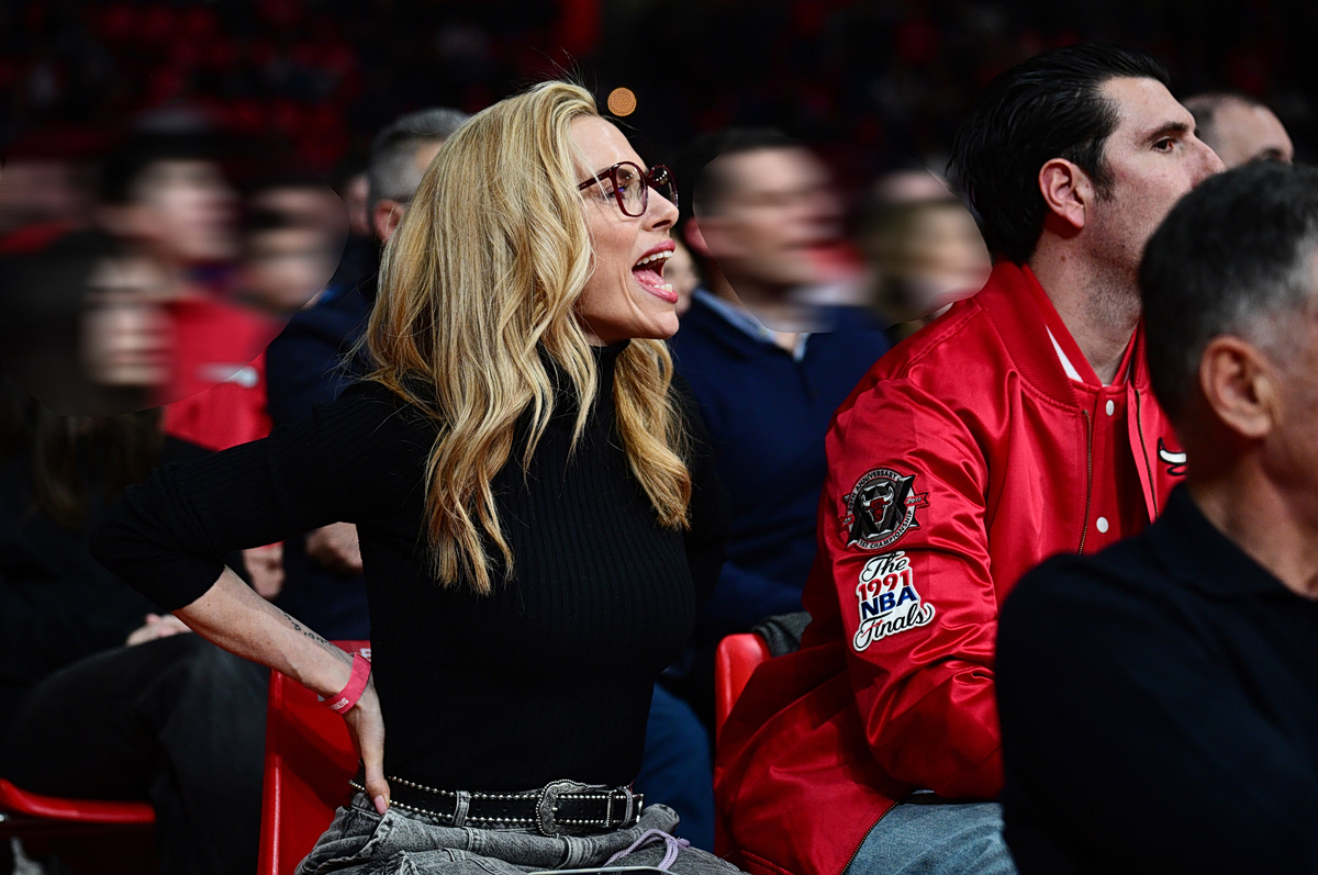 Ντορέττα Παπαδημητρίου: Πώς μίλησε στους γιους της για την προσωπική της ζωή μετά το διαζύγιό της (vid)