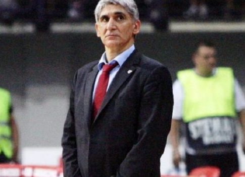 Το «αντίο» του Παναγιώτη Γιαννάκη στον Όσκαρ Σμιντ