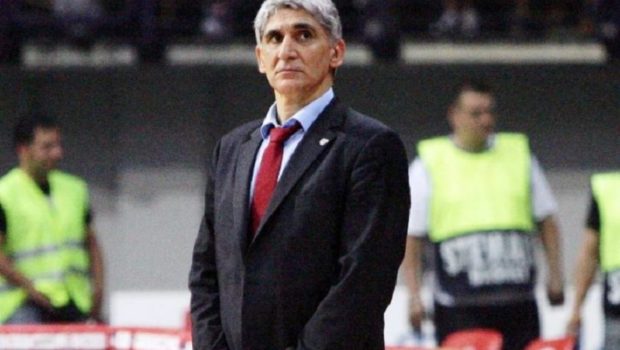 Το «αντίο» του Παναγιώτη Γιαννάκη στον Όσκαρ Σμιντ