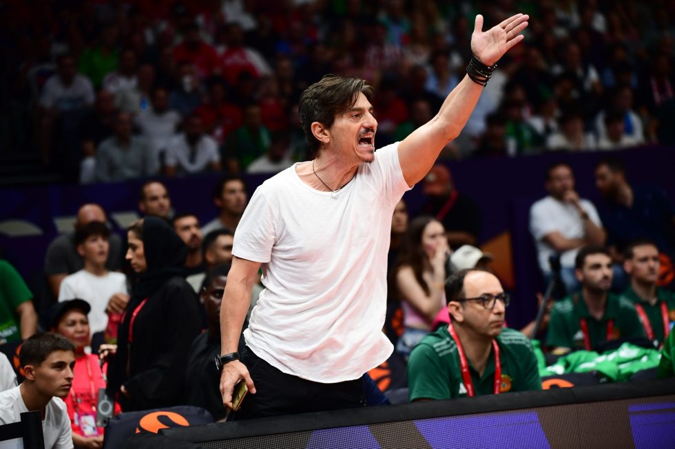 Γιαννακόπουλος: «Κάποιοι μάλλον δεν έχουν καταλάβει σε ποιον σύλλογο βρίσκονται»