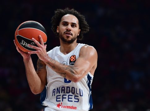 Ατάκες Λάρκιν για Ολυμπιακό: «Πολλοί θα θυμώσουν μαζί μου, αλλά…»