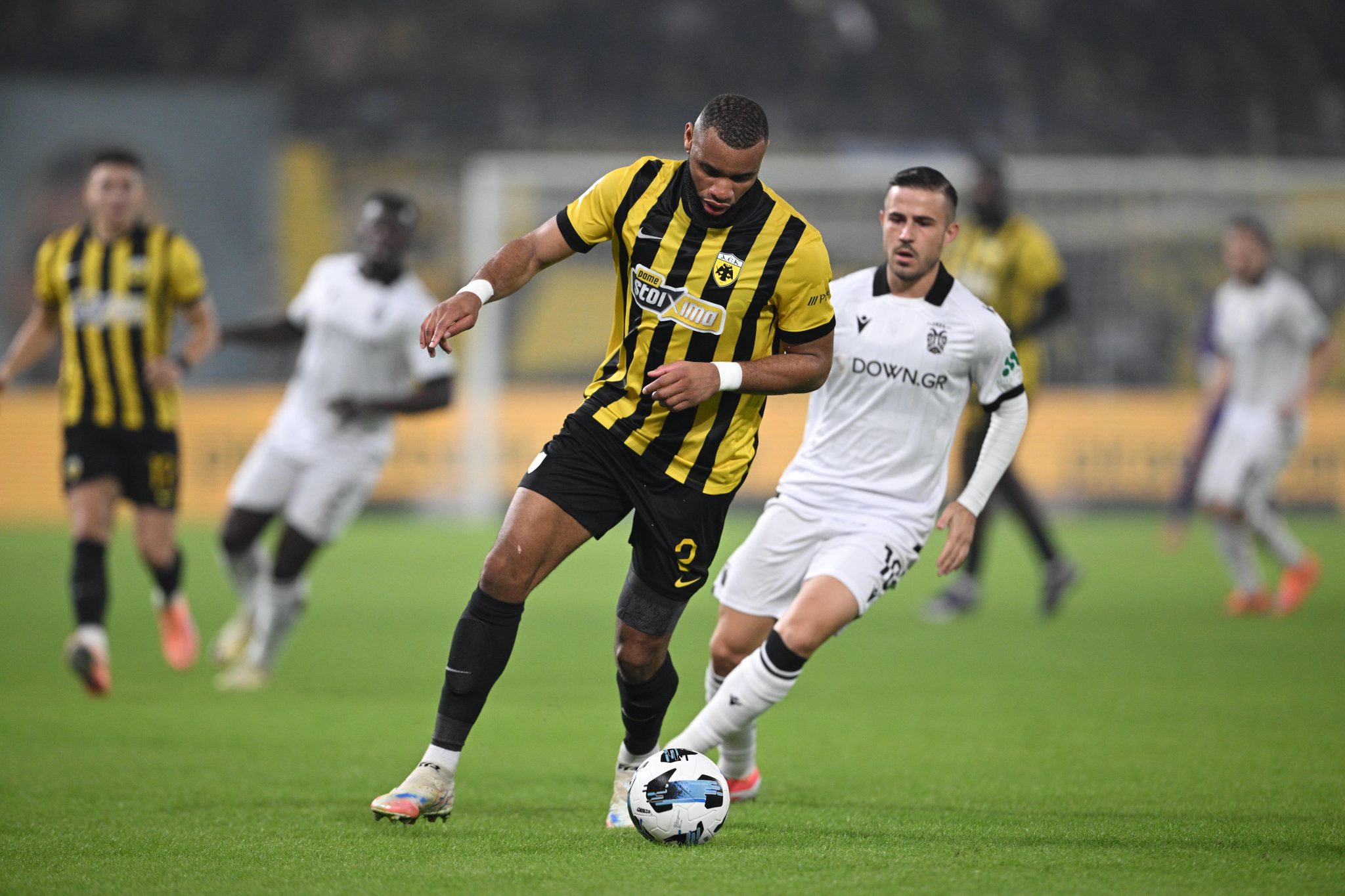 ΑΕΚ – ΠΑΟΚ: Σε ποιο κανάλι παίζει και τι ώρα