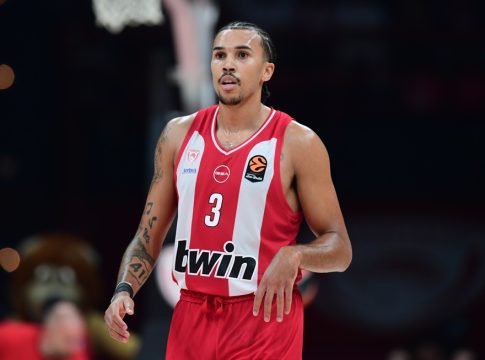 Χωρίς Γουόρντ ο Ολυμπιακός – Οι 12άδες του ματς με τον Άρη