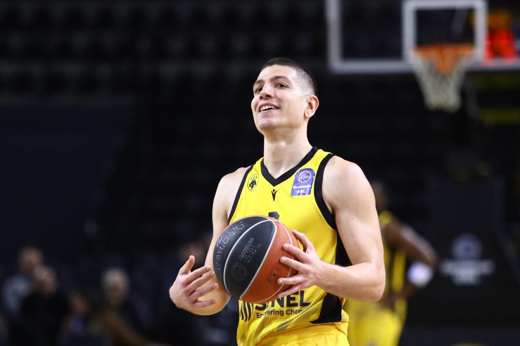 Φλιώνης: «Η ενέργεια που μας έδωσε ο κόσμος ήταν πολύ σημαντική, παλέψαμε για τη νίκη»