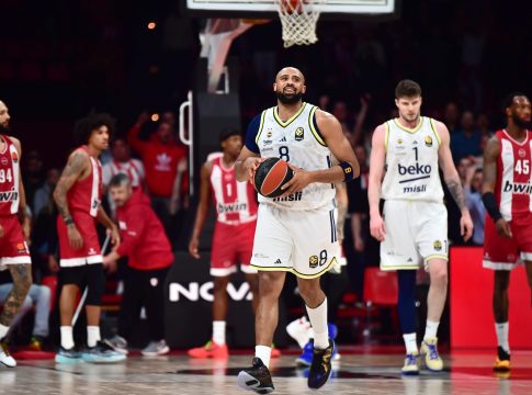 Χόρτον-Τάκερ: «Στην Ευρώπη οι παίκτες μιλάνε πολύ – Δεν είμαι τέτοιος τύπος»