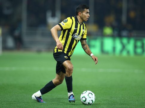 Έξι παίκτες της ΑΕΚ στο όριο καρτών ενόψει της ρεβάνς με τη Βαγιεκάνο