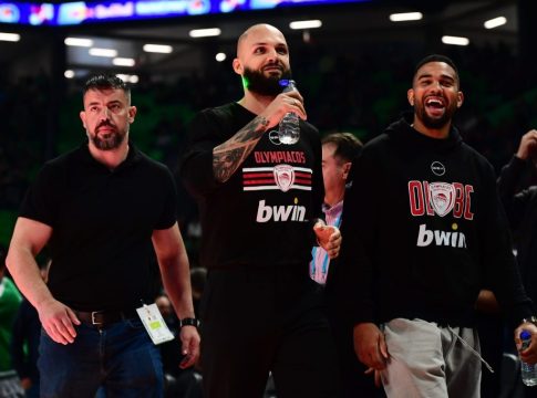 Ο Φουρνιέ απάντησε στον Ναν: «Το να μιλάς υποτιμητικά για κάποιον δεν σε κάνει καλύτερο» (pic)