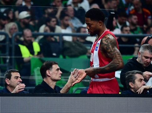 Ολυμπιακός: Το ΑΣΕΑΔ ακύρωσε την ποινή των τριών αγωνιστικών στον Τζόουνς