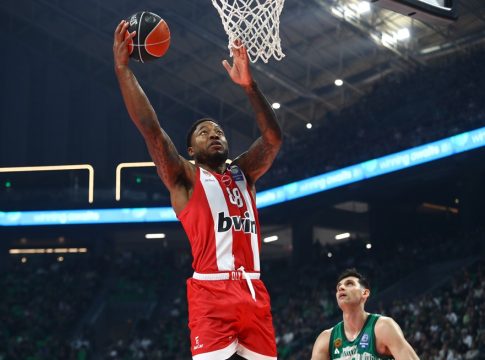 Ακατανόητη απόφαση του Αθλητικού Δικαστή – Αυτή είναι η βαριά τιμωρία στον Ταϊρίκ Τζόουνς για τη χειρονομία στο ΟΑΚΑ (pic, vid)