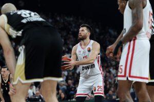 Μεγάλη ανατροπή για το μέλλον του Πίτερς – Τι αποκαλύπτουν στο εξωτερικό