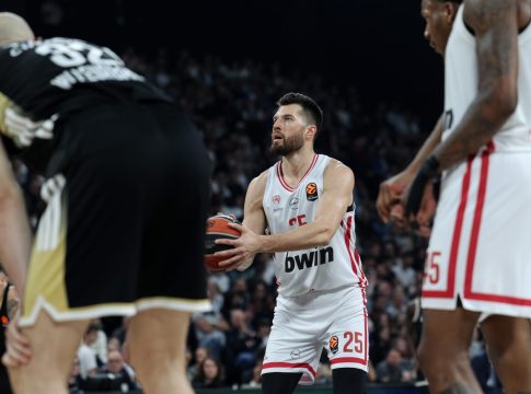 Μεγάλη ανατροπή για το μέλλον του Πίτερς – Τι αποκαλύπτουν στο εξωτερικό