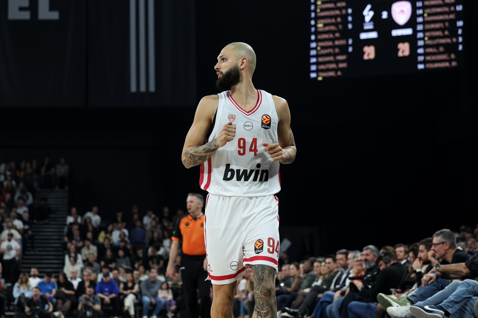 Φουρνιέ: «Ήδη ξέρω τι θα γίνεται στο ΣΕΦ αύριο – Ο Νετζήπογλου γίνεται όλο και καλύτερος»