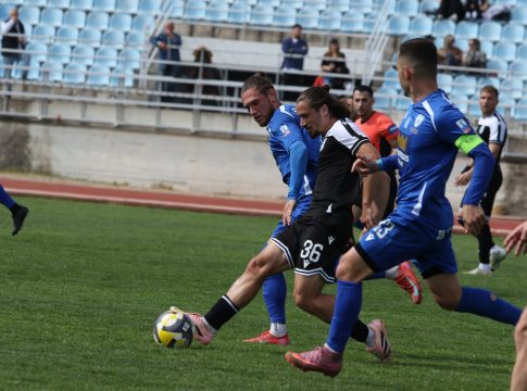 Αιχμηρή ανακοίνωση της Καβάλας για τη διαιτησία με τον ΠΑΟΚ Β’: «Όσα είδαμε ξεπερνούν κάθε όριο» (pic)