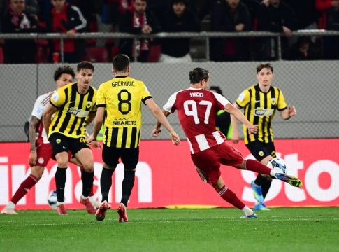 Σπάθας: «Αυτό θα μπορούσε να είχε γίνει στο γκολ του Γιαζίτσι που ακυρώθηκε» (vid)