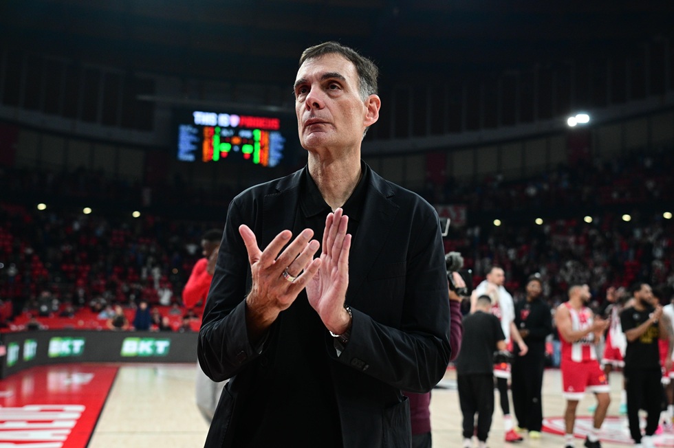 Ολυμπιακός: Το σύνθημα από τον Μπαρτζώκα και η… Μπαρτσελόνα