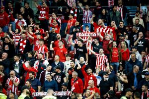 Χαμός από τον κόσμο του Ολυμπιακού στη Σόφια – Δείτε βίντεο