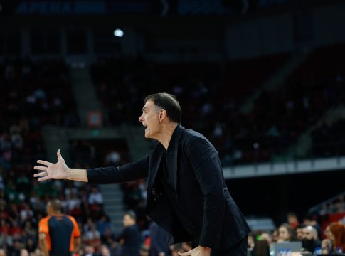 Μπαρτζώκας: «Μπορούσαμε να κερδίσουμε πιο εύκολα, τα εύσημα στη νοοτροπία των παικτών»