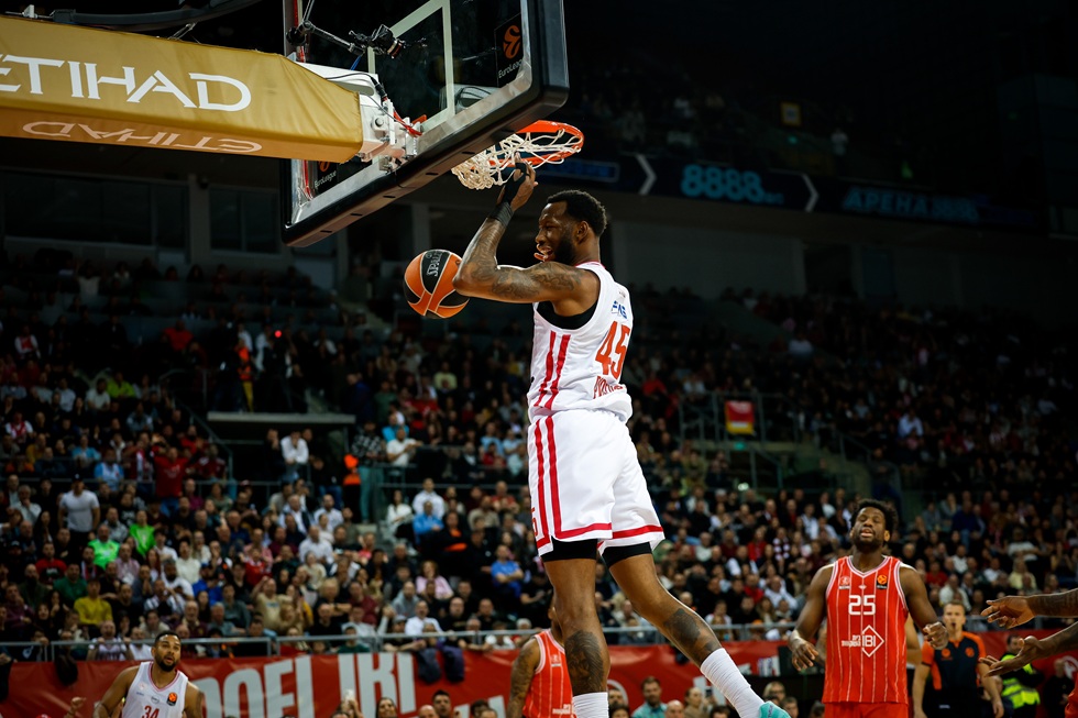 Η φάση της χρονιάς σε 0,4: Γουόκαπ και Χολ μεγαλούργησαν στη Σόφια! (vid)