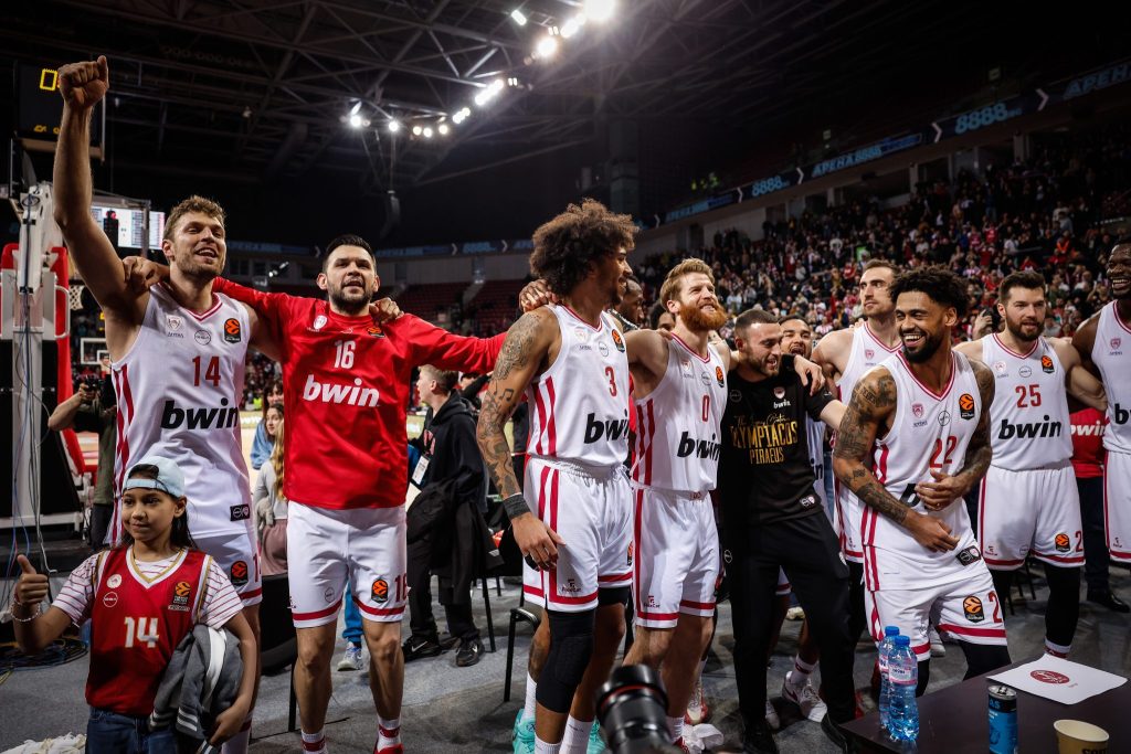 Ολυμπιακός: Η «Λερναία Ύδρα» του Μπαρτζώκα πριν το κρισιμότερο σημείο της σεζόν (pic, vid)