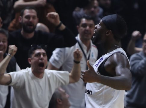 ΠΑΟΚ – Άρης Betsson 88-77: «Αφεντικό» ο δικέφαλος, με Μπέβερλι από τα παλιά