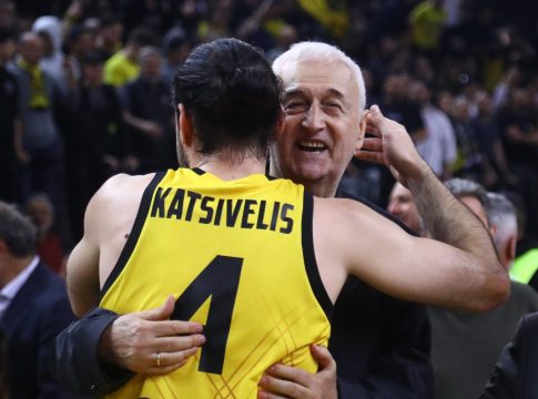 Κατσίβελης: «Στο τέλος μίλησε η σκληράδα – Δώσαμε ό,τι είχαμε για αυτή την πρόκριση»