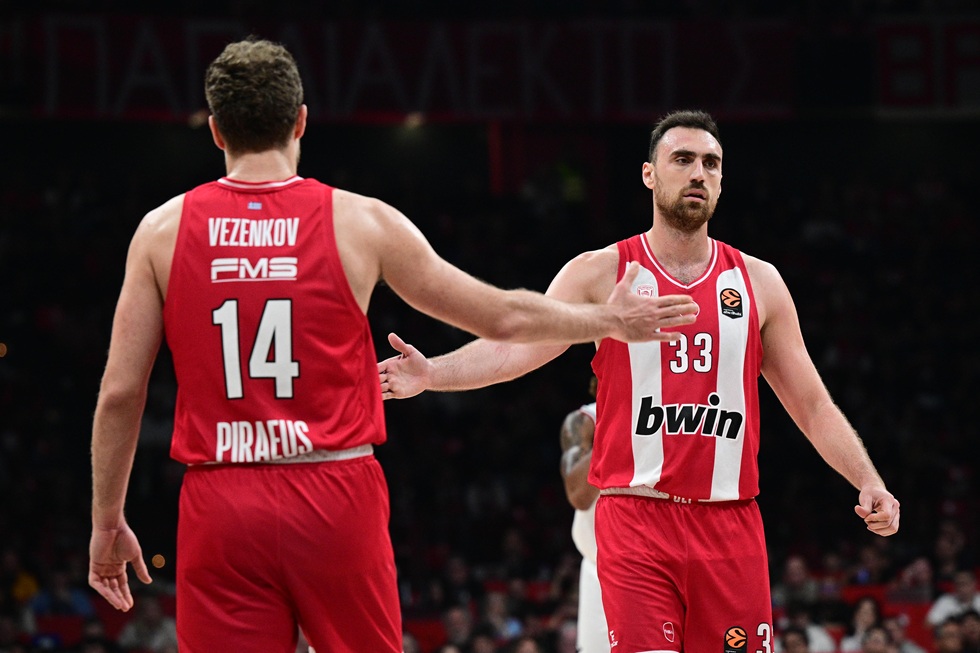 Με Βεζένκοφ και Μιλουτίνοφ η καλύτερη πεντάδα της Euroleague (pic)
