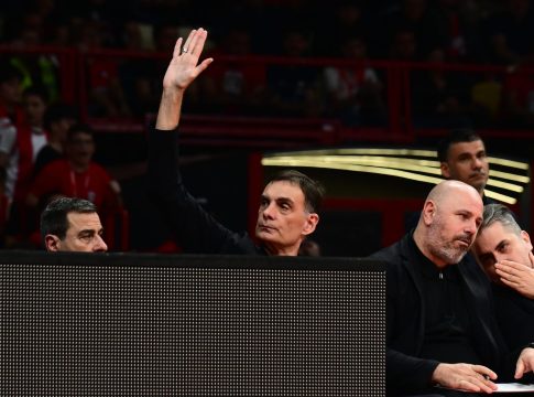 Live Streaming η συνέντευξη Τύπου του Γιώργου Μπαρτζώκα