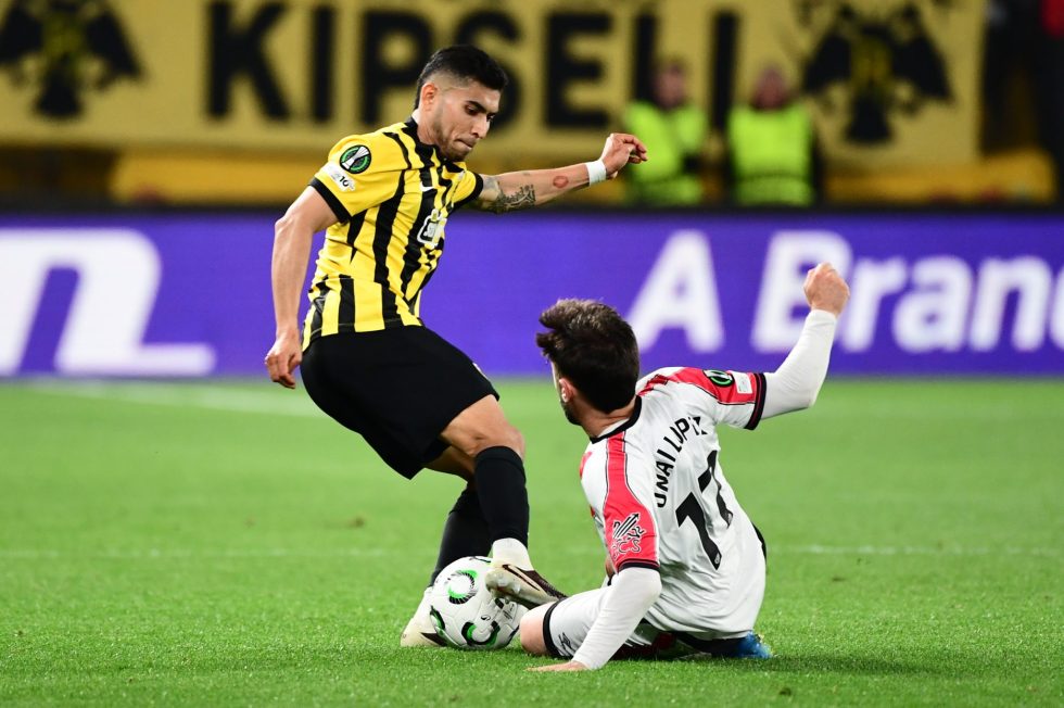 Η UEFA αποθεώνει τον Πινέδα για μία ενέργεια κόντρα στη Ράγιο: «Η μπάλα… κολλάει στα πόδια του» (vid)