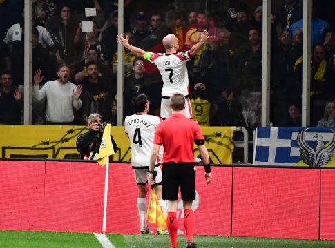 Ματσάρα στη Νέα Φιλαδέλφεια: 3-0 η ΑΕΚ με Ζίνι, μείωσε 3-1 η Ράγιο (vids)