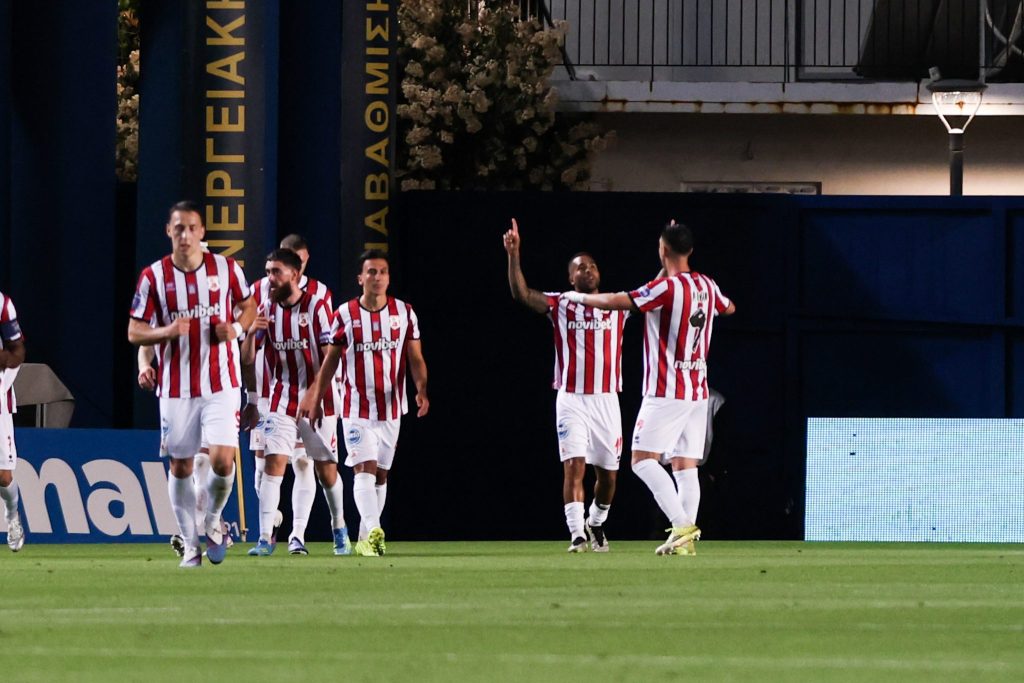 Παναιτωλικός – Πανσερραϊκός 2-3: Νίκη-ανάσα για τα «Λιοντάρια» με σούπερ Τεϊσέιρα