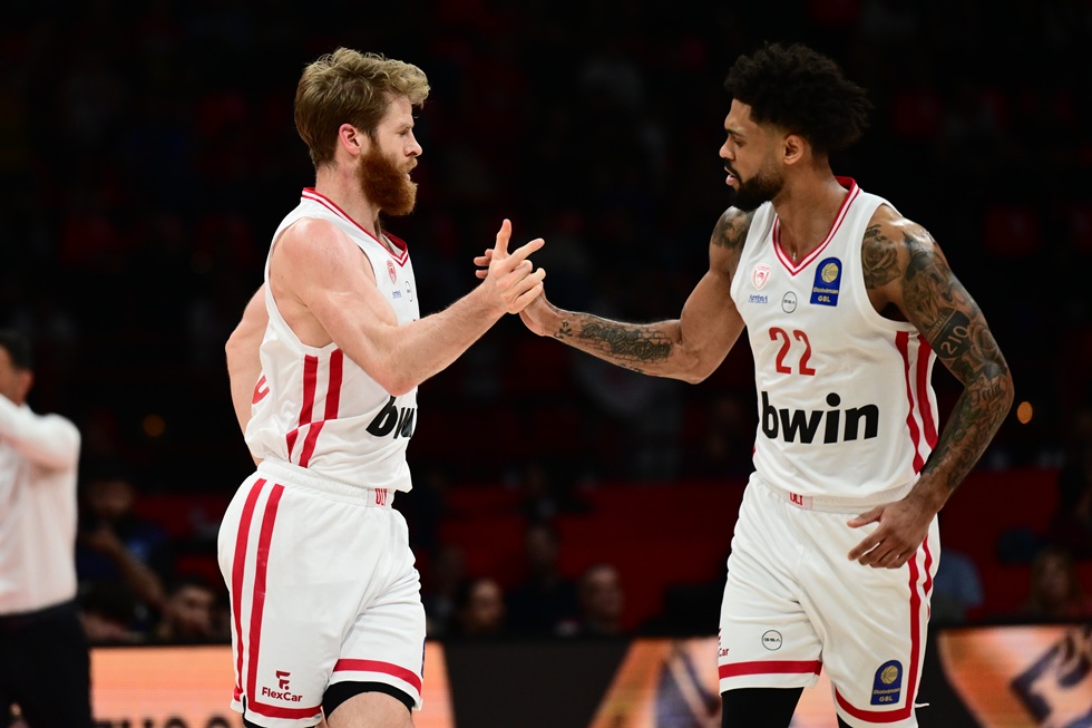 Ολυμπιακός – Άρης Betsson 92-81: Ξέσπασε στο δεύτερο μέρος και 23/23