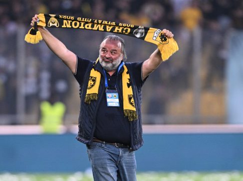 Η ομιλία του Ηλιόπουλου στους παίκτες της ΑΕΚ πριν τον ΠΑΟΚ: «Μπείτε μέσα και πάρτε τους, κάντε σεισμό» (vid)