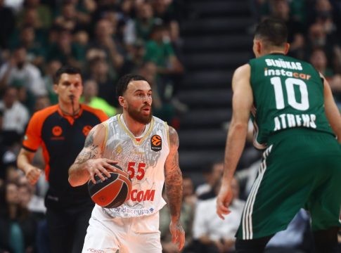 Αφοπλιστικός Μάικ Τζέιμς για το αν ταιριάζει στον Παναθηναϊκό: «Με την τωρινή ομάδα…»