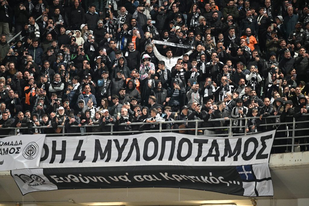 «Τρελοί» πανηγυρισμοί από τους φίλους του ΟΦΗ στο Ηράκλειο (vid)