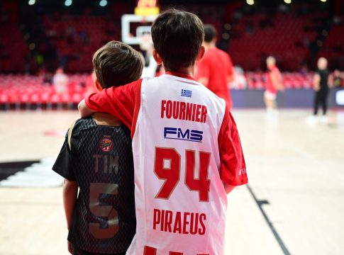 Η πιο όμορφη φωτογραφία πριν το τζάμπολ του Ολυμπιακός – Μονακό (pic)