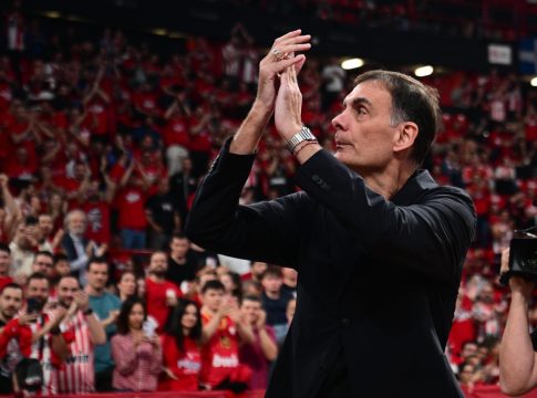 «Έπεσε» το ΣΕΦ στην είσοδο του Γιώργου Μπαρτζώκα (vid)