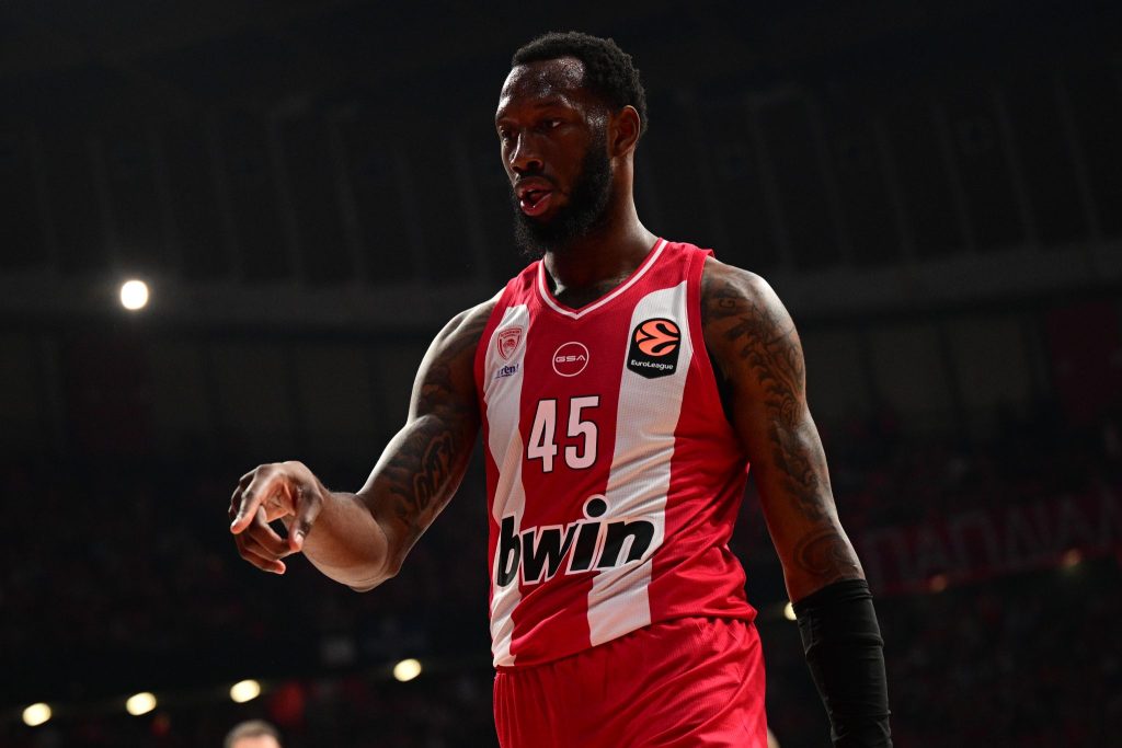 Φοβερός Χολ: Τρεις τάπες σε 5 λεπτά! (vid)