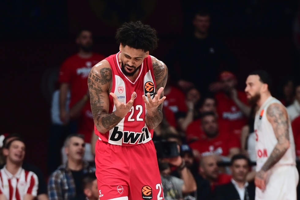 Ο Ντόρσεϊ το έβαλε από το… Καραϊσκάκη αλλά δεν μέτρησε (vid)