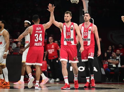 Ολυμπιακός: Οι «δαγκάνες» στην άμυνα, οι 23 πόντοι του Τζόσεφ και το +52.4 του Μιλουτίνοφ