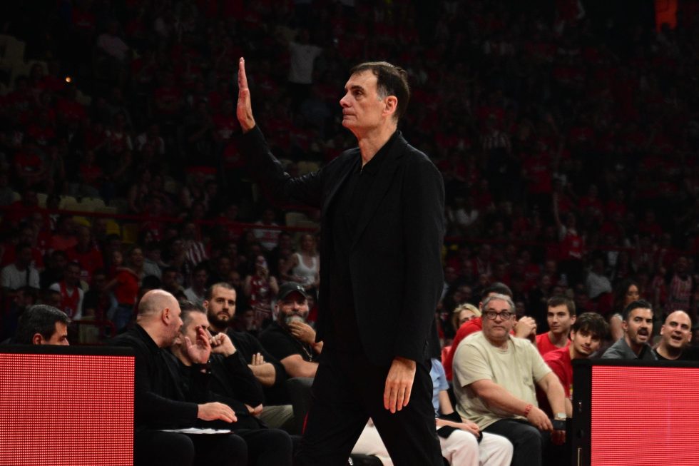 Μπαρτζώκας: «Τα συνεχόμενα παιχνίδια μάς έχουν βοηθήσει πάρα πολύ»