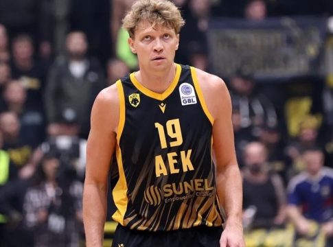 ΑΕΚ: Εκτός και ο Κουζμίνσκας απέναντι στον Άρη