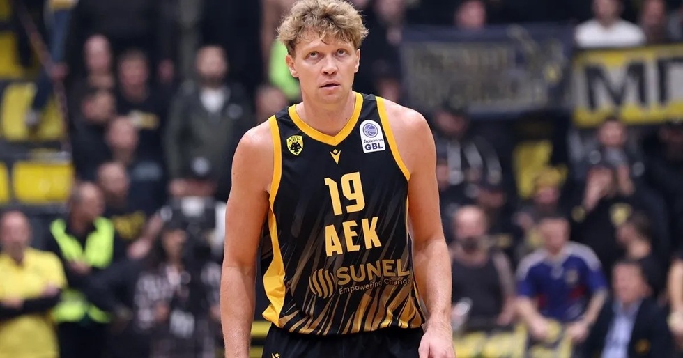 ΑΕΚ: Εκτός και ο Κουζμίνσκας απέναντι στον Άρη