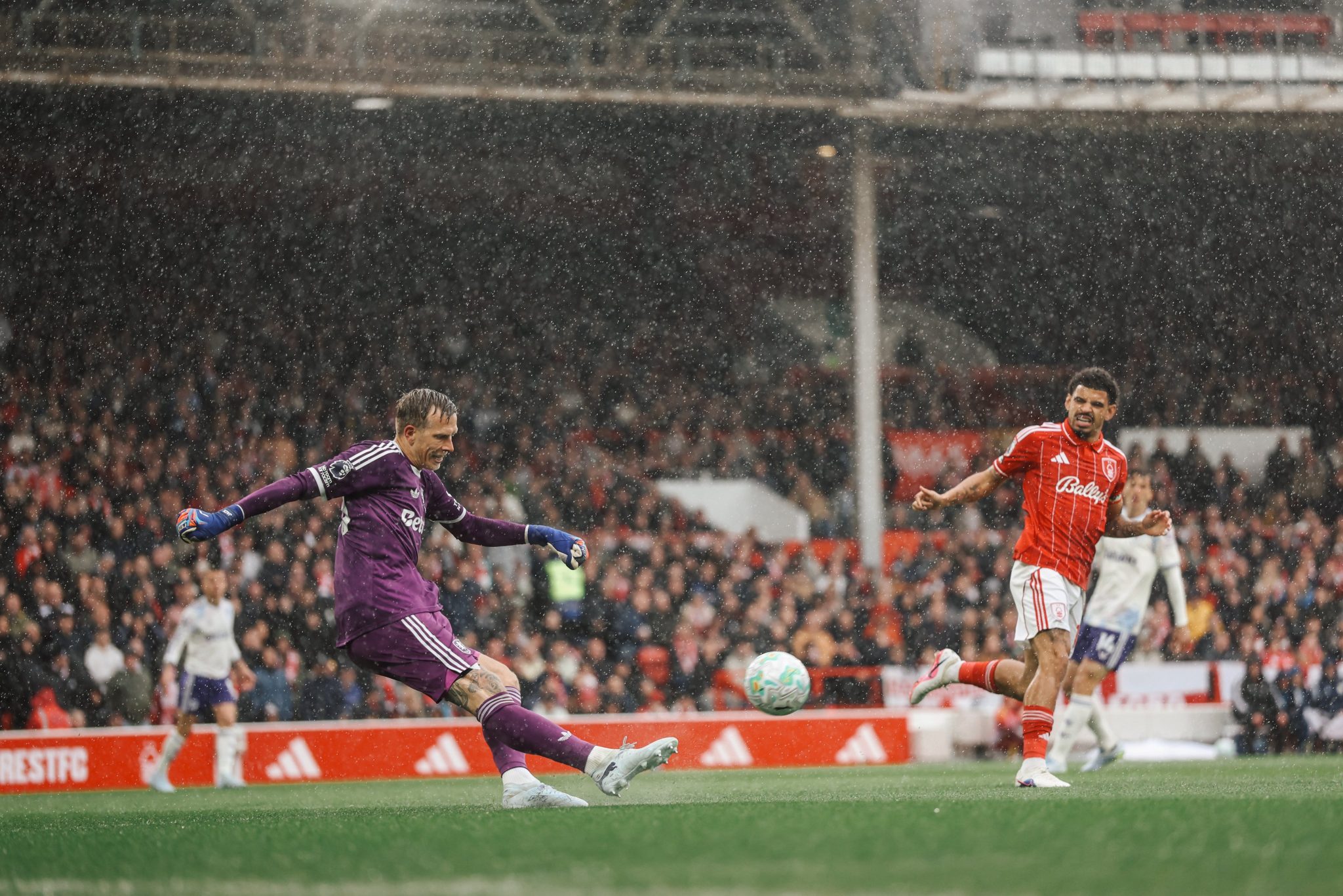 «Χ» στο Σίτι Γκράουντ (1-1), δεν σήκωσε… κεφάλι ούτε με Ντε Τσέρμπι η Τότεναμ (0-1)