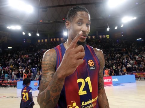 Μπαρτσελόνα – Ερυθρός Αστέρας 80-72: Πάντερ και Κλάιμπερν «καθάρισαν» τους Σέρβους