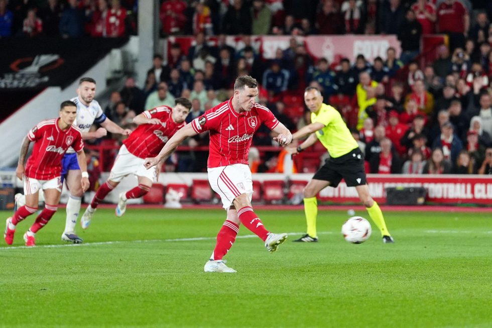 Νότιγχαμ Φόρεστ – Άστον Βίλα 1-0: Τη «λύγισε» και πήρε προβάδισμα για την Πόλη