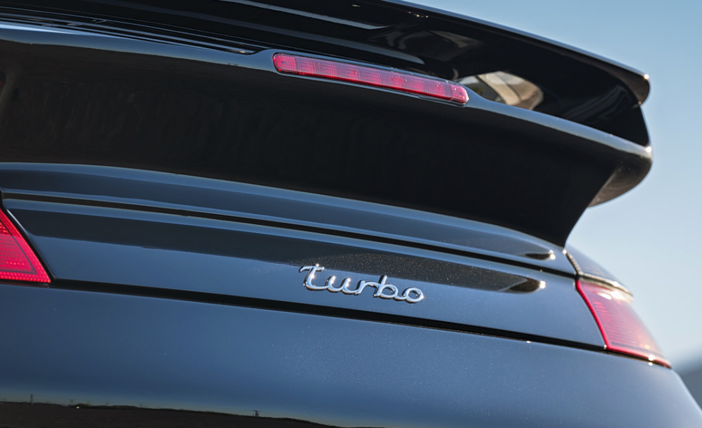 «Έγδυσαν» πανάκριβη Porsche στο Λος Άντζελες – Δεν πίστευε στα μάτια του ο ιδιοκτήτης